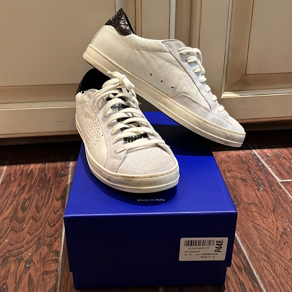P448 John Leather Sneakers.. size 39